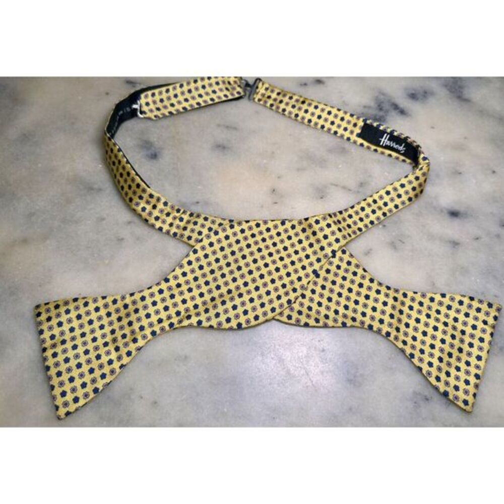 Harrods 100% Silk Yellow Floral Self Tie Adjustable Bow Tie Made In Italy